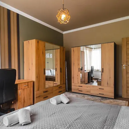 דירה Eagles' Bridge - 1bd Flat With Desk By Flat Mаnager סופיה